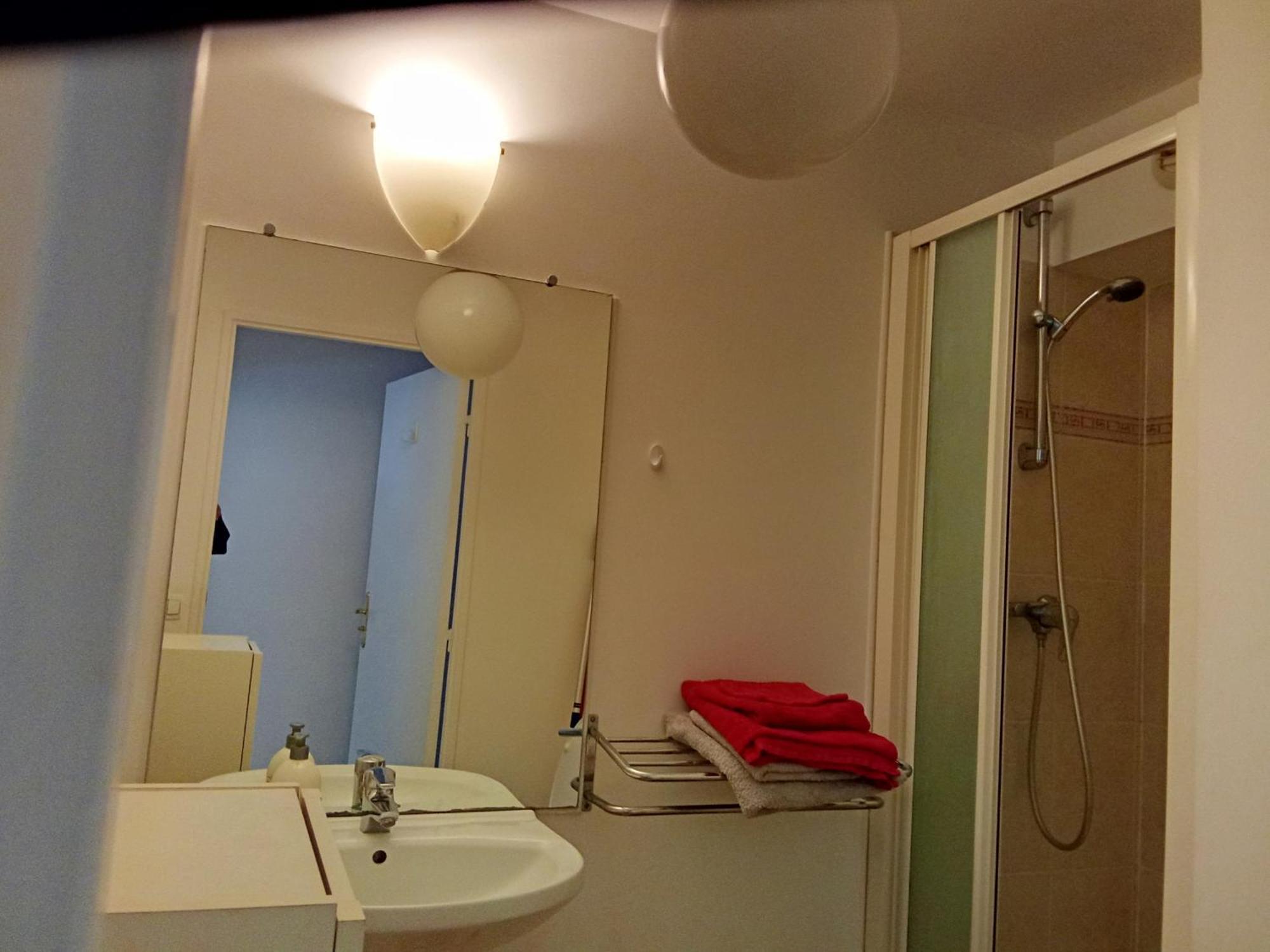 Studio Lumineux Courbevoie Bagian luar foto